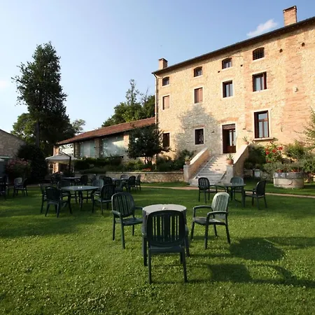 Agriturismo Le Vescovane Lantgård *